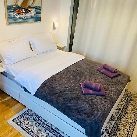 Downtown Studio Lägenhet Cluj-Napoca Exteriör bild